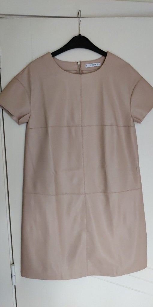 Nieuw kleedje in lederlook , maat : S., Kleding | Dames, Jurken, Nieuw, Ophalen of Verzenden, Maat 36 (S), Onder de knie