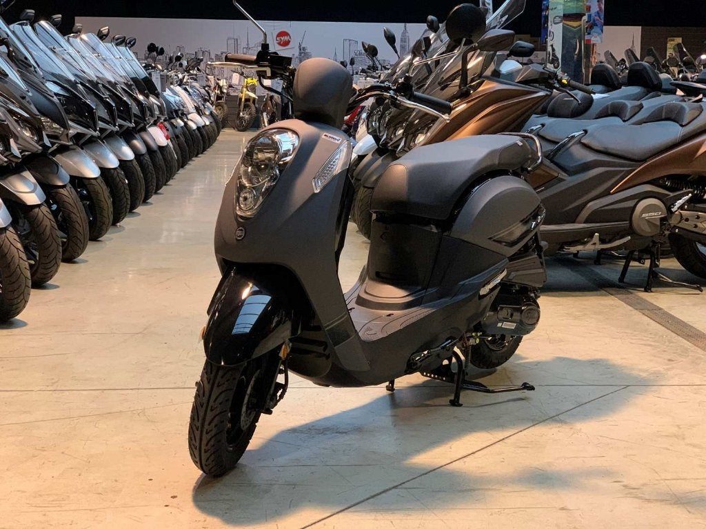 Sym Mio 50 [Fijn 0,0%], Fietsen en Brommers, Scooters | SYM, Nieuw, Mio, Benzine, Ophalen