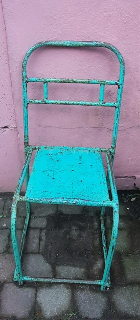 Industriële stoel, Tuin en Terras, Tuinstoelen, Gebruikt, Metaal, Ophalen