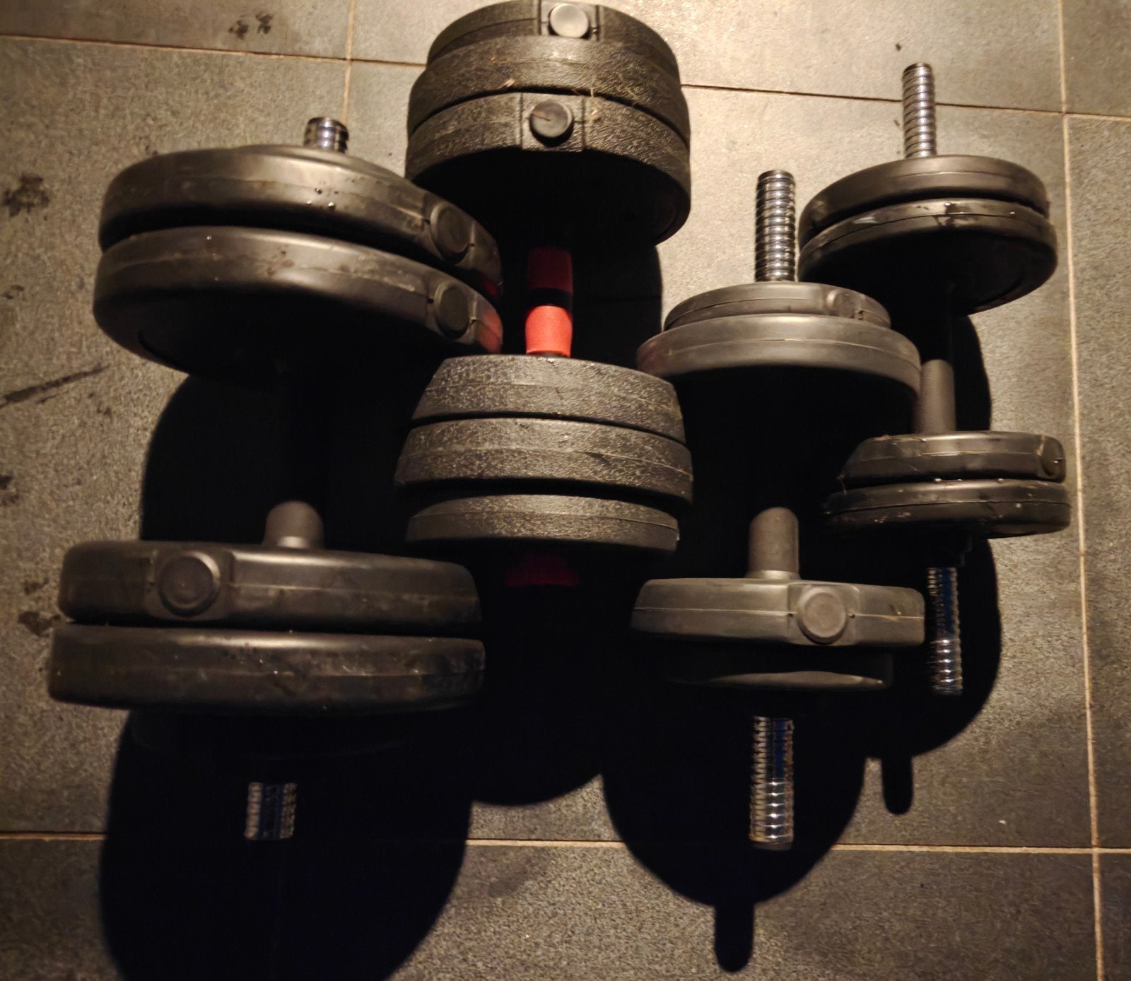 Halters en plooibar in goede staat., Sport en Fitness, Fitnessmaterialen, Ophalen, Gebruikt, Benen, Dumbbell