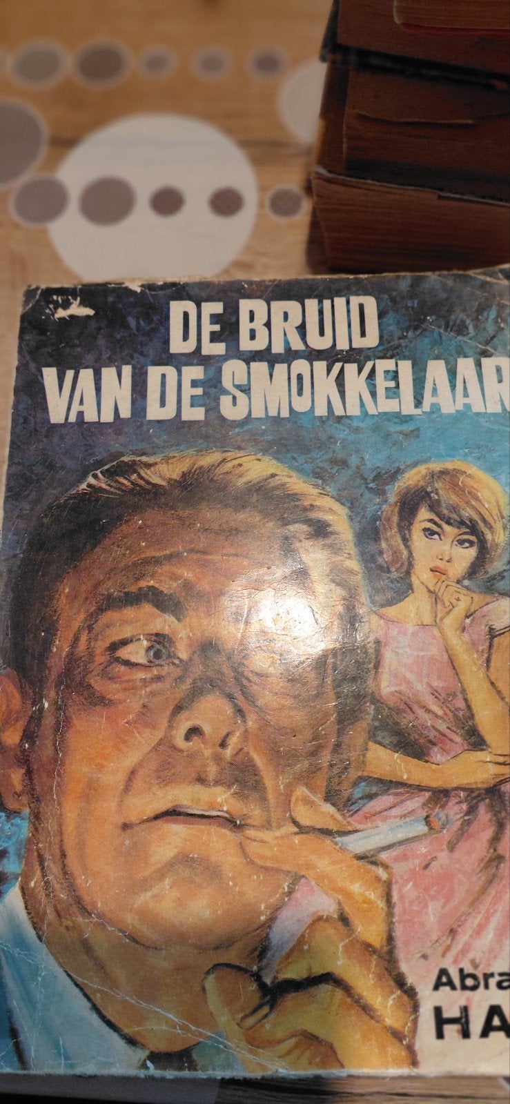 boek de bruid van de smokkelaar abraham hans, Ophalen