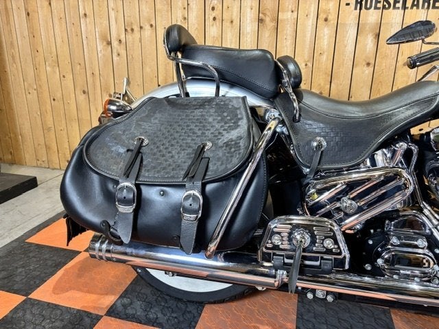 Harley-Davidson Heritage Springer (bj 2003), Motoren, Harley-Davidson, Customerservices@harley‑davidson.com, 3700 West Juneau Avenue
WI 53208  Milwaukee, US