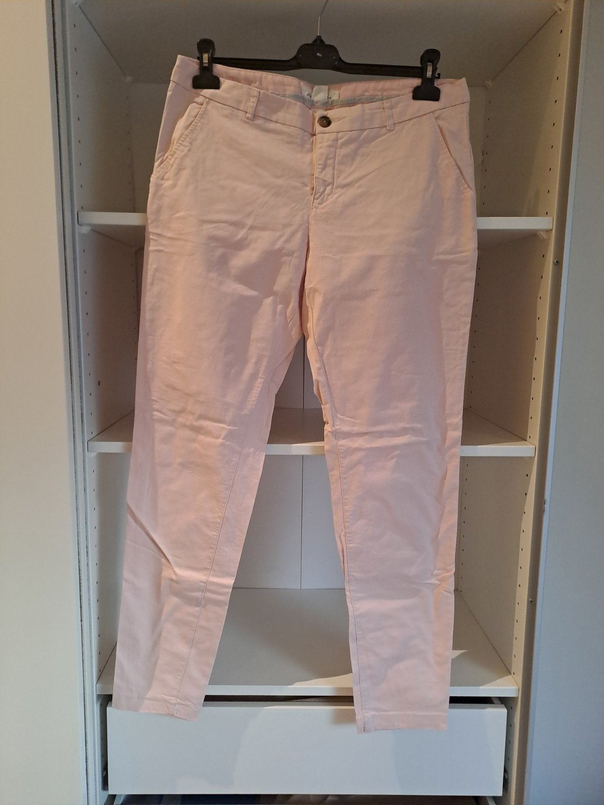 Mt 42 Lichtroze chinobroek, Kleding | Dames, Ophalen of Verzenden, Zo goed als nieuw, Maat 42/44 (L), Roze