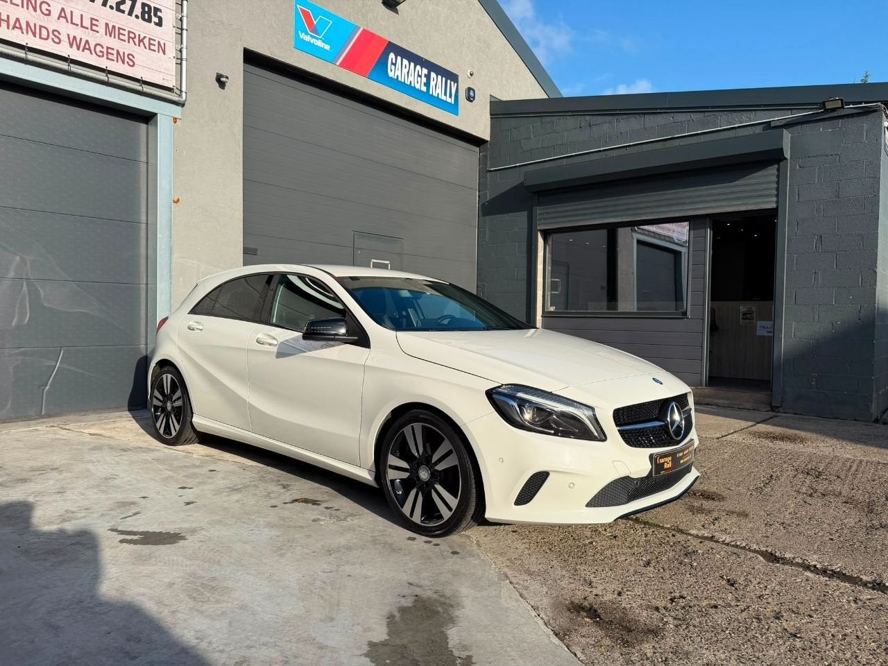 Mercedes-Benz A-Klasse 180 (bj 2016, automaat), Gebruikt, https://public.car-pass.be/vhr/4fbcd191-caf0-47fb-8b9a-95ac36b8bd99