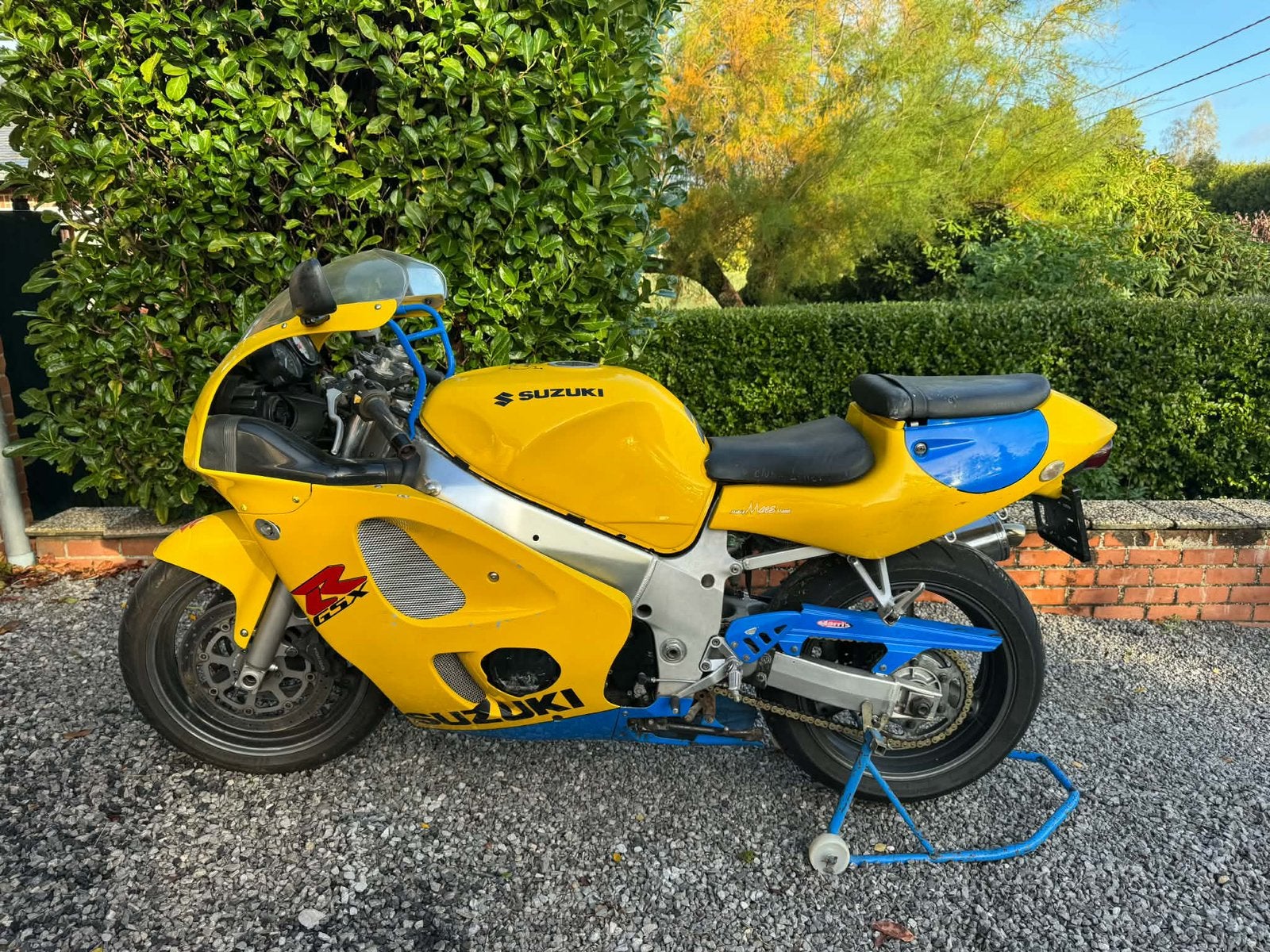 Suzuki gsxr 600 srad, Occasion, 4 cylindres, Manuelle, Permis Moto A