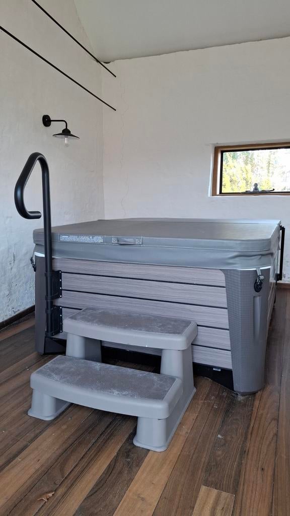 Jacuzzi Hotspring 213 x 165, Tuin en Terras, Bubbelbaden en Hottubs, Ophalen