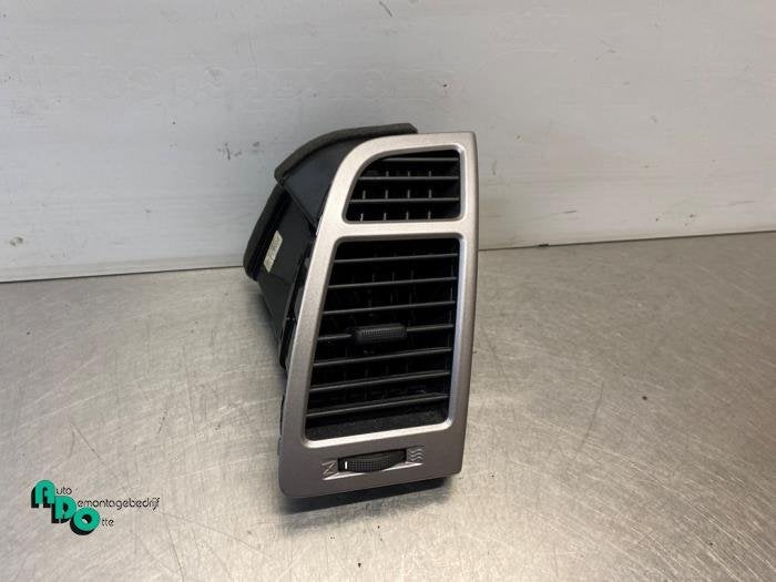 Luchtrooster Dashboard van een Hyundai I20 (I20 08-), Auto-onderdelen, Dashboard en Schakelaars, Hyundai, Gebruikt, 3 maanden garantie