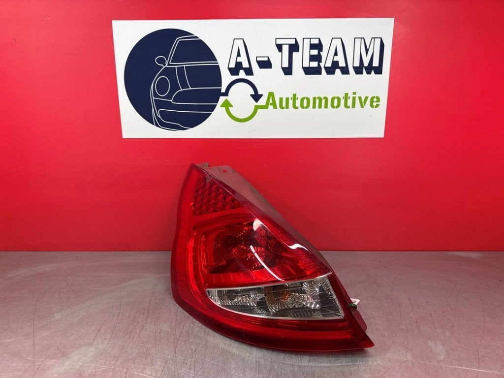 ACHTERLICHT LINKS Ford Fiesta 6 (JA8) (01-2008/01-2018), Auto-onderdelen, Gebruikt, Henry-Ford-Straße  1
50735  Köln, DE, Ford-Werke GmbH