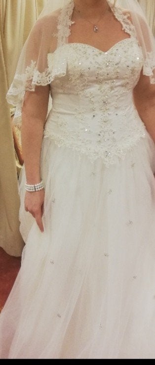 Nouvelle robe de mariée, jamais portée !, Enlèvement, Robe de mariée