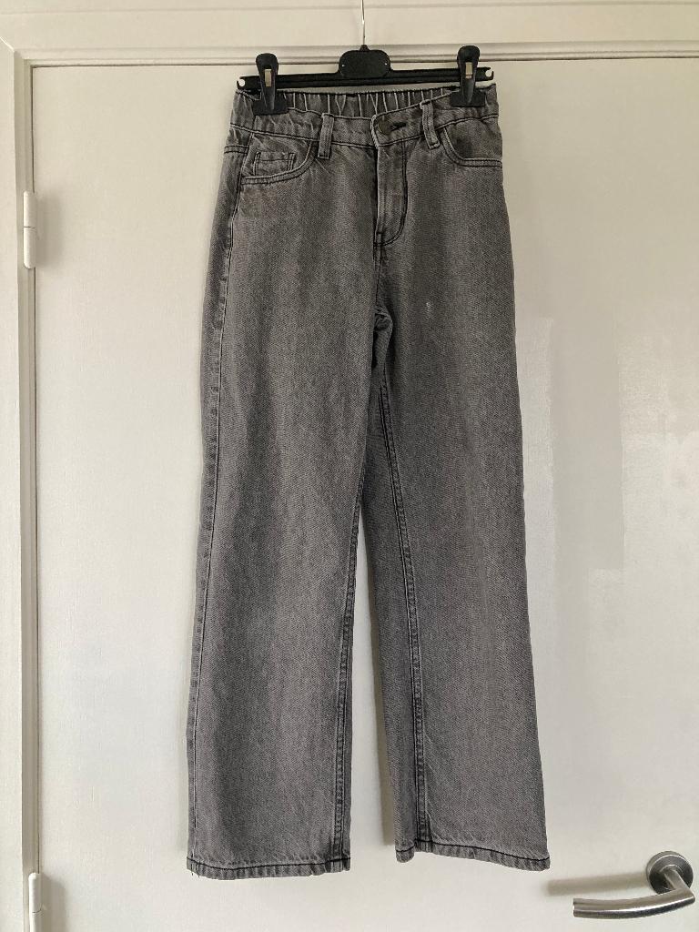 Grijze broek - Fish & Chips - maat 146, Enfants & Bébés, Vêtements enfant | Taille 146, Utilisé, Fille, Pantalon, Enlèvement ou Envoi