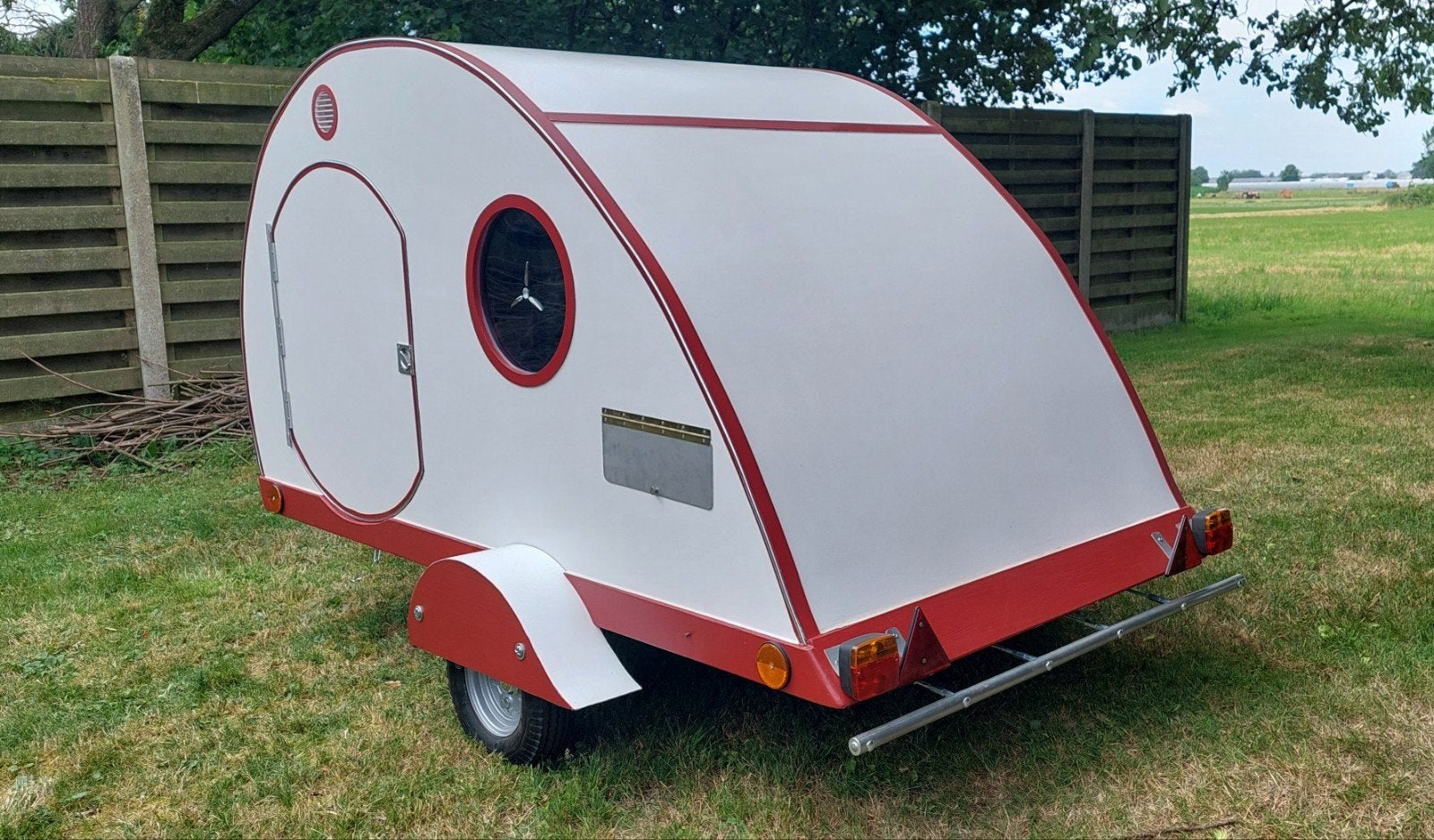 Teardrop mini caravan, Tot en met 2, Particulier, Radio