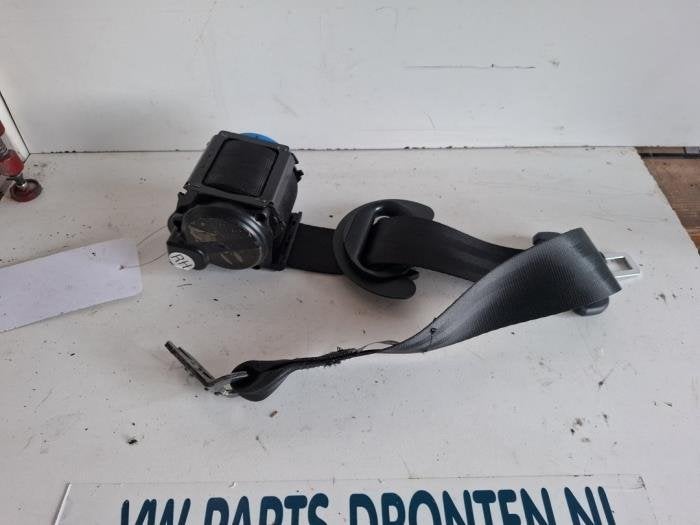Ceinture de sécurité arrière droite d'un Volkswagen UP, Autos : Pièces & Accessoires, Volkswagen, -, 3 mois de garantie, Utilisé