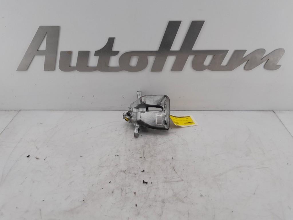 REMKLAUW RECHTS VOOR Opel Corsa F (UB / UH / UP) (01-2019/-), Gebruikt, Opel