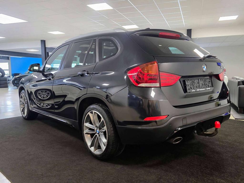 BMW X1 X1 2.0 dA XDrive20 Panodak - Sportpack (bj 2013), Euro 5, 4 cilinders, 1650 kg, Zwart