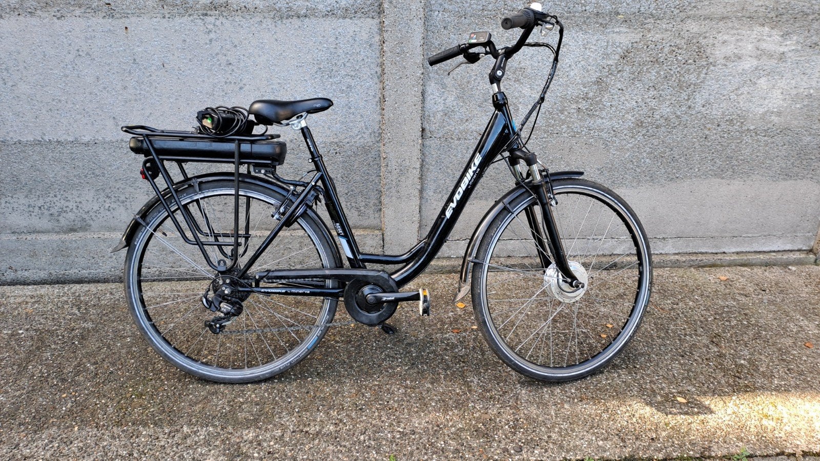 Minerva e-bike, Ophalen, Gebruikt, 50 km per accu of meer, Overige merken