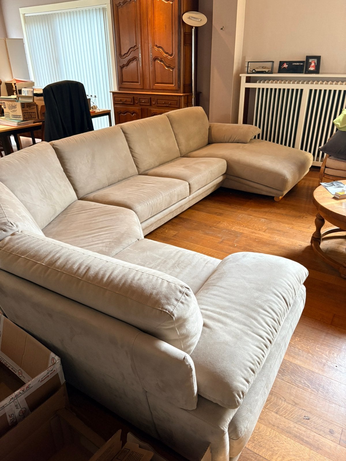Salon d’angle en nubuck gris-beige, Enlèvement, Comme neuf