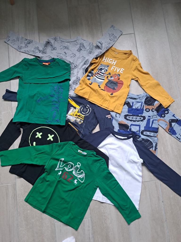 8 T-shirts met lange mouwen maat 110 -116, Kinderen en Baby's, Kinderkleding | Maat 110, Ophalen