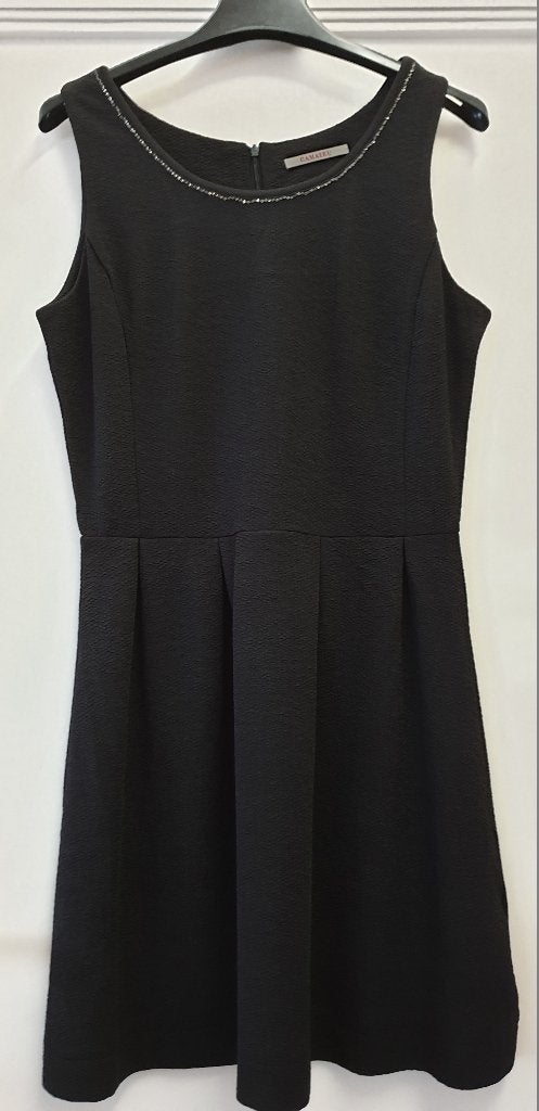 Robe plissée noire Camaieu - Taille 38, Taille 38/40 (M), Enlèvement ou Envoi, Camaieu, Comme neuf