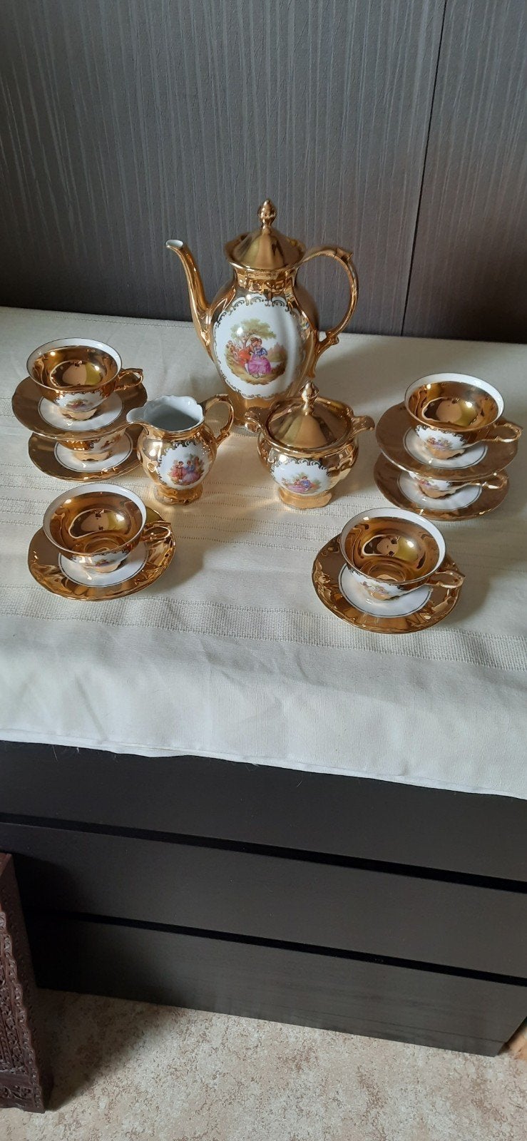 Bavaria koffieservies, Ophalen
