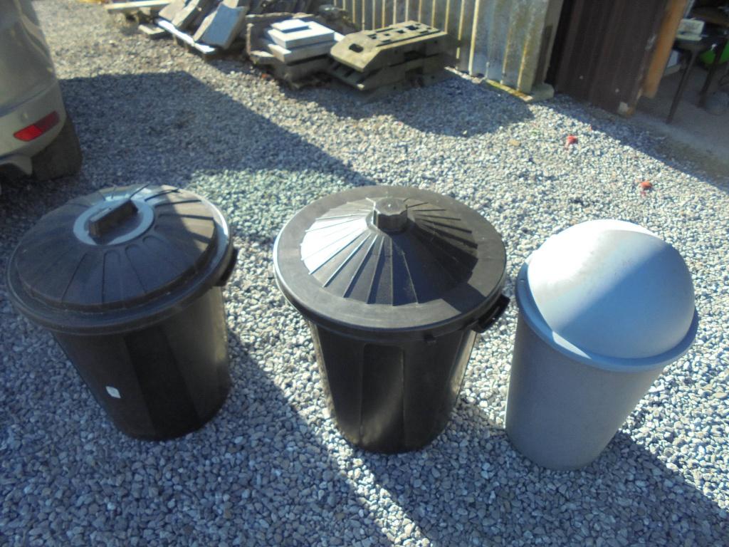 poubelles - 3 pieces, Huis en Inrichting, Woonaccessoires | Prullenbakken, Ophalen, Kunststof, Gebruikt, 50 tot 75 cm
