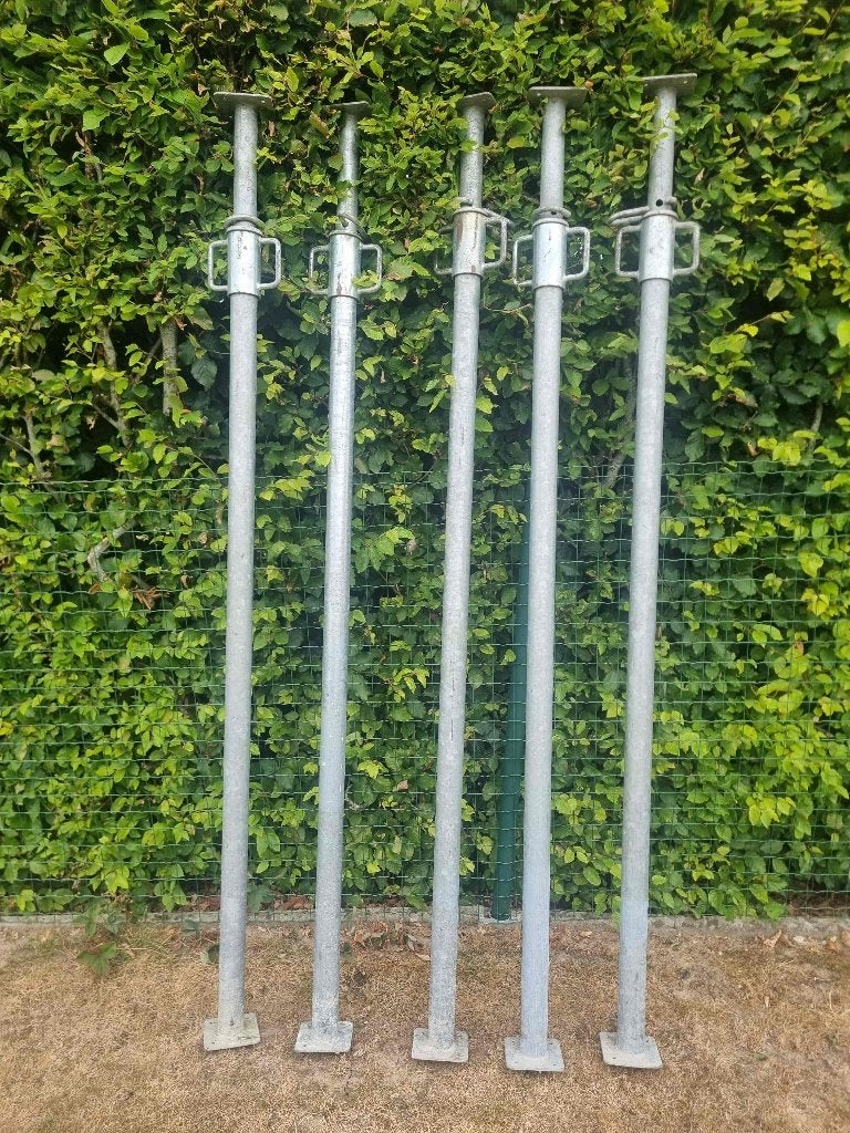 Bouwstippen /Schoren / Steigers / Steunbalken / Stutten, Doe-het-zelf en Bouw, Ophalen, Gebruikt, Overige typen
