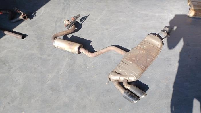 Echappement silencieux arrière + central d'un Volkswagen Sc, Volkswagen, -, 3 mois de garantie, Utilisé