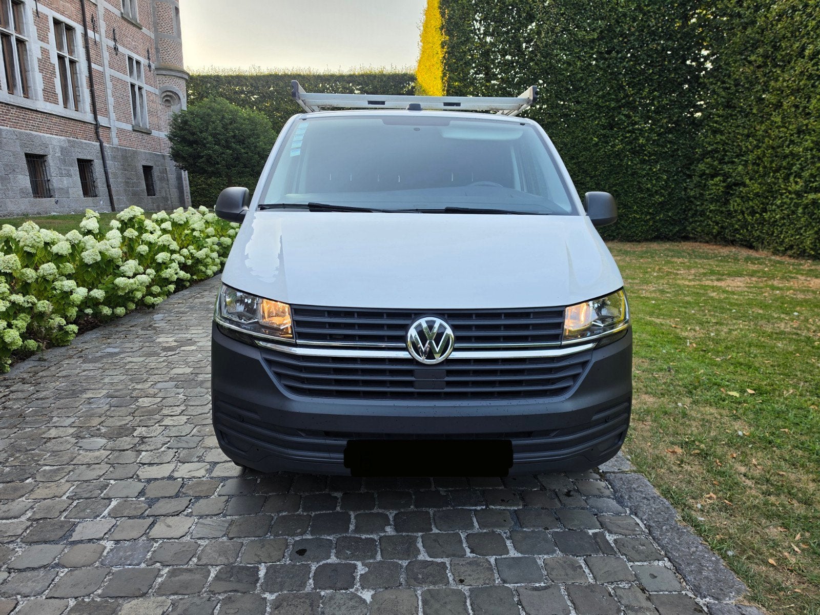 Volkswagen Transporter T6.1 L2H1 — 2021 — 2.0 TDI — 147 000, Achat, Euro 6, Entreprise, Noir