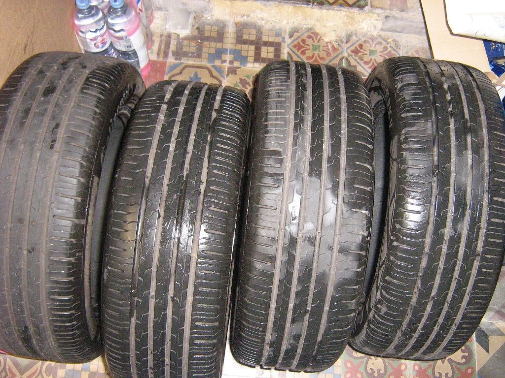 Pneus été 205/55/16 (utilisés 1,5 an), Autos : Pièces & Accessoires, Pneus & Jantes, 16 pouces, Pneus été, 205 mm, Pneu(s)