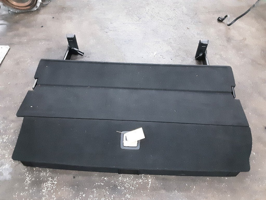 HOEDENPLANK Mercedes-Benz V (447.8) (01-2014/12-2020), Auto-onderdelen, Gebruikt, Mercedes-Benz, Dialog.mb@mercedes-benz.com, Mercedes-Benz AG