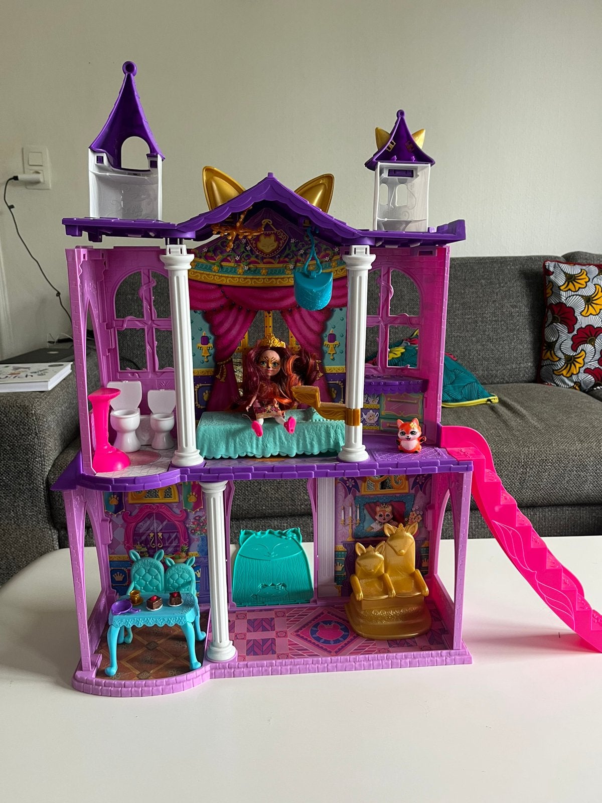 Maison de poupees Enchantimals, Enfants & Bébés, Enlèvement, Comme neuf