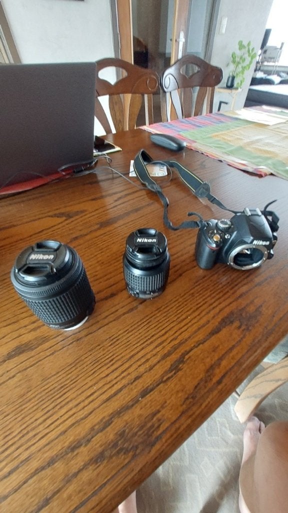 Nikon D60 digitale camera, Audio, Tv en Foto, Lensdop, Spiegelreflex, Ophalen of Verzenden, Zo goed als nieuw