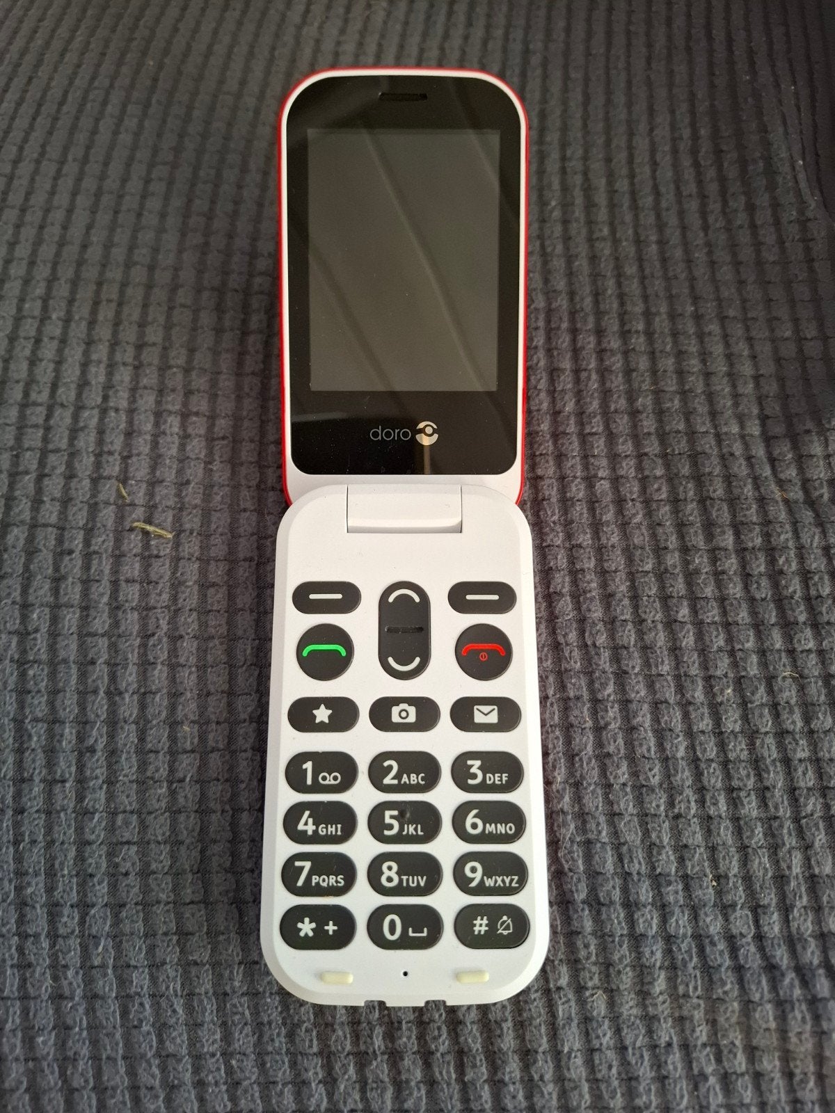 senioren gsm doro, Ophalen, Zo goed als nieuw, Inklapmodel