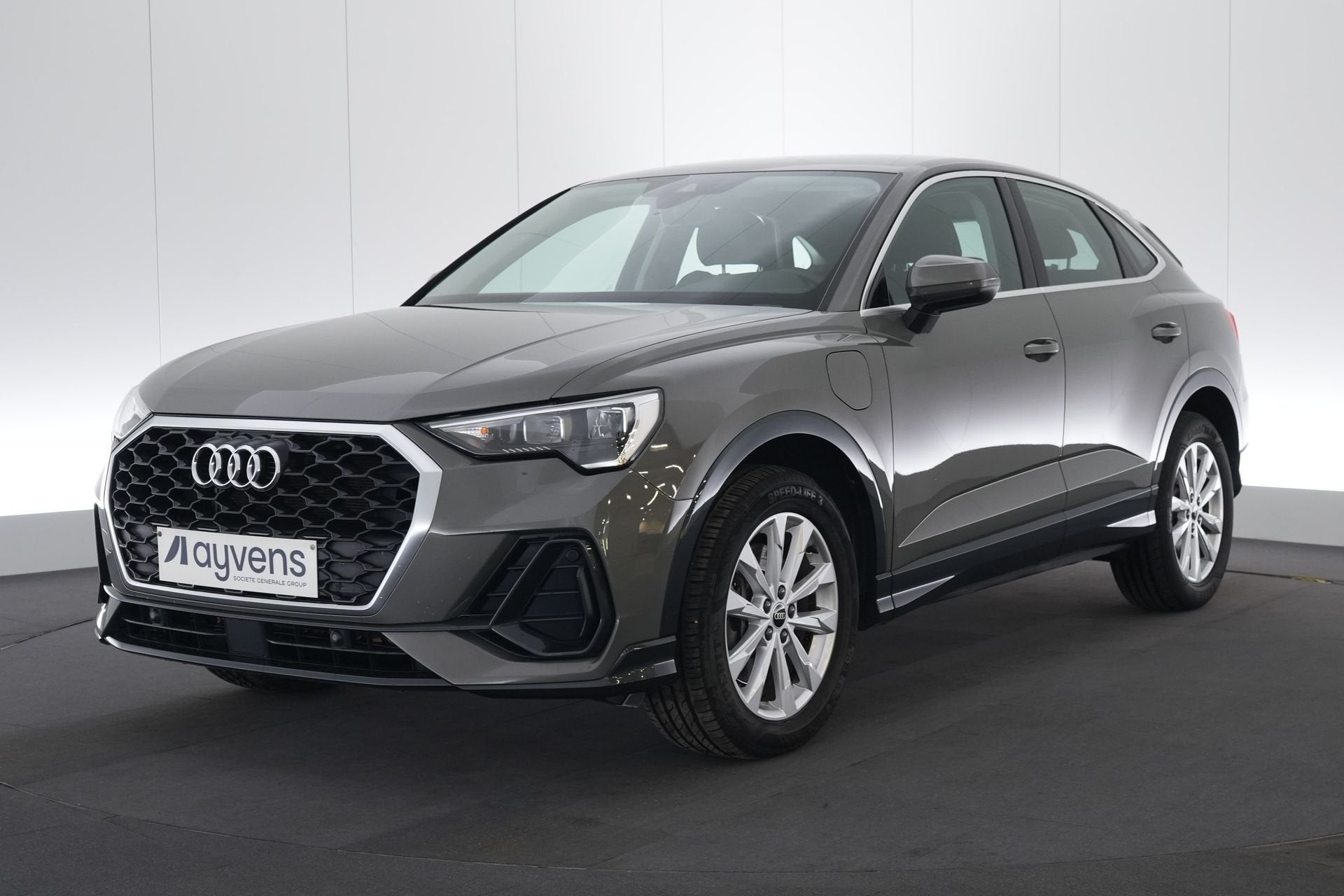 (2CNJ161) AUDI Q3 SPORTBACK, Auto's, Plug-in hybride, 5 zetels, 5 deurs, Hybride Elektrisch/Benzine