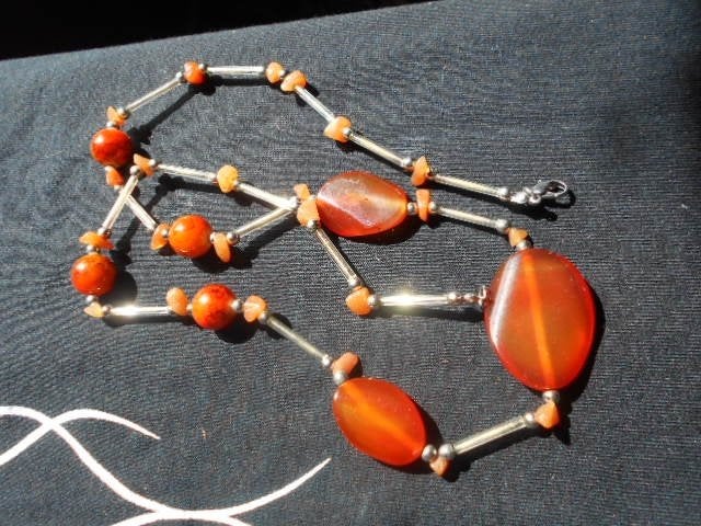 ketting echte agaat en keramiek 9 euro, Bruin, Nieuw, Ophalen of Verzenden, Steen of Mineraal