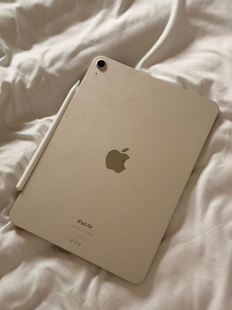 Ipad Air 5e gen 256 GB + PENCIL EN APPLE HOES, Enlèvement, Comme neuf, 256 GB