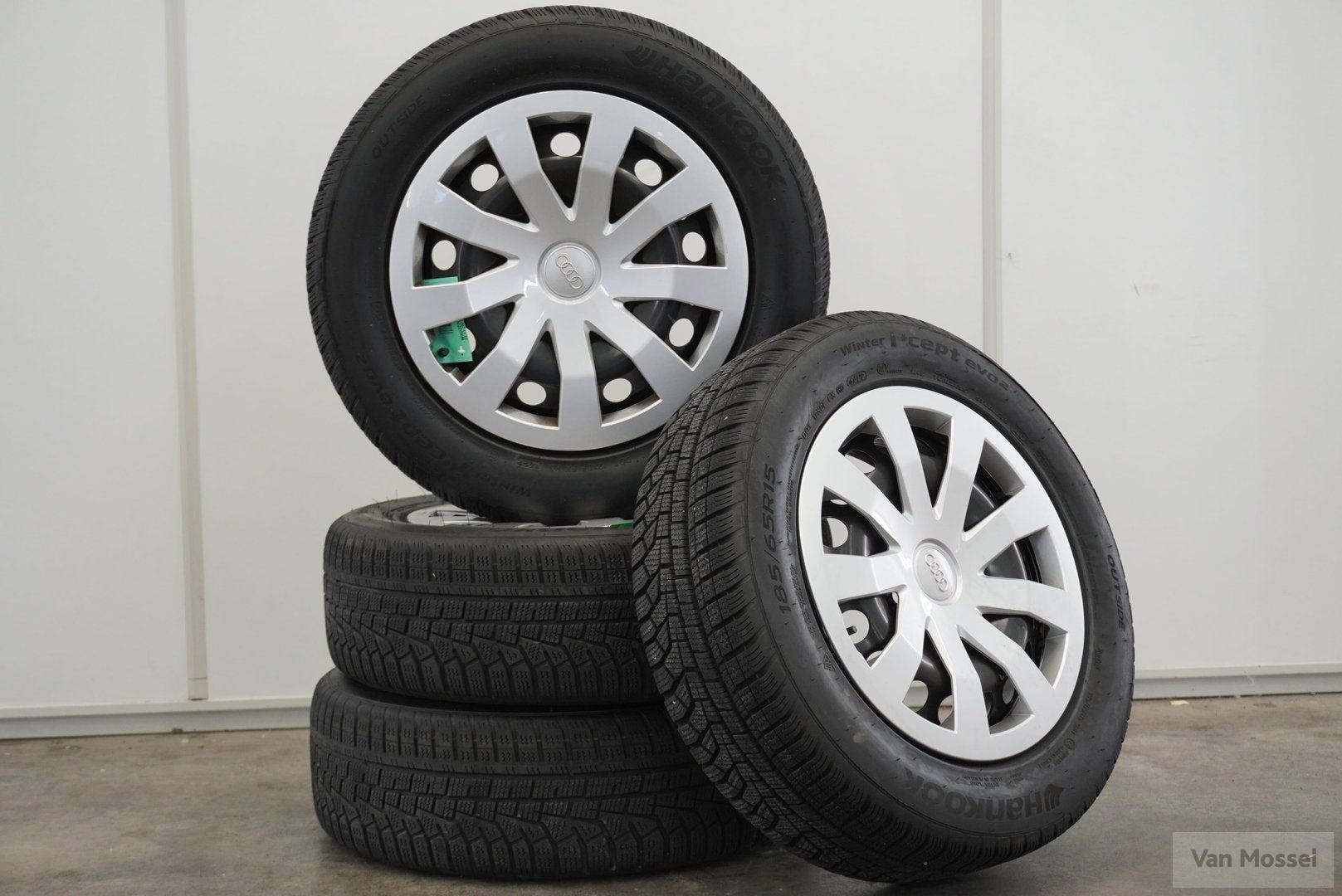 Audi A1 Wielset+ Hankook Winteri cept evo2, Auto-onderdelen, Gebruikt, 15 inch, -, -