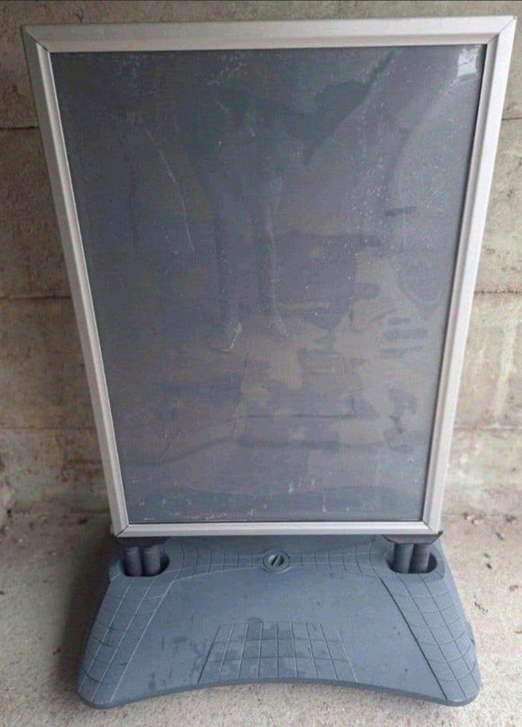 Stoepbord reclame advertenties, Ophalen