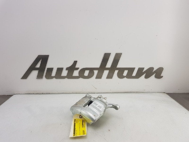 REMKLAUW RECHTS VOOR Ateca (5FPX) (|8V0615124D|3Q0615106G|), Gebruikt, Seat