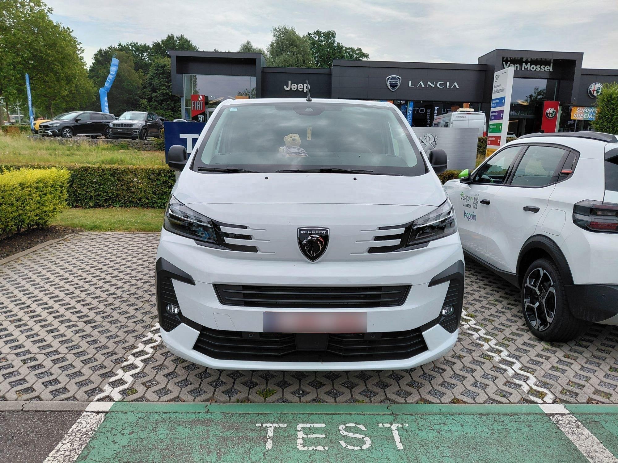 Peugeot Expert VU, Autos, Camionnettes & Utilitaires, 145 ch, Achat, 3 places, Carnet d'entretien