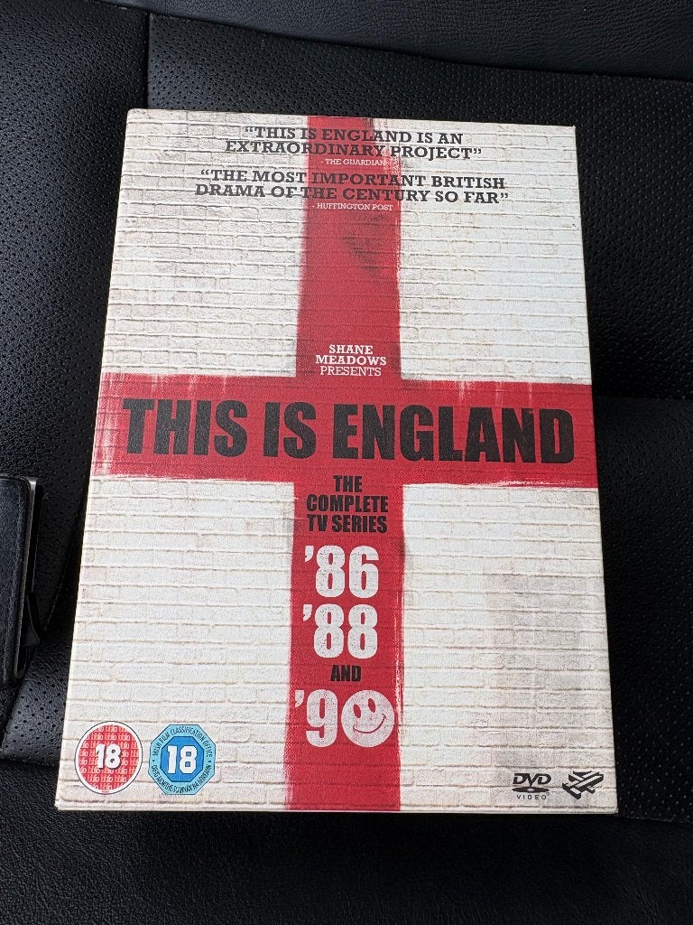 This is England : box, Cd's en Dvd's, Dvd's | Tv en Series, Vanaf 18 jaar, Ophalen of Verzenden, Zo goed als nieuw