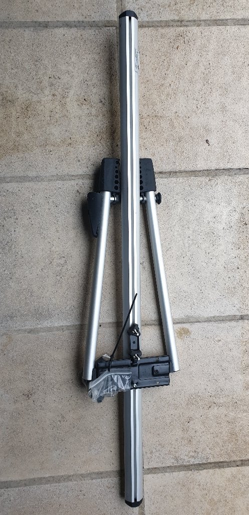 Fietsdrager voor montage op dakrails, Pneus larges, Comme neuf, Galerie de toit, Enlèvement