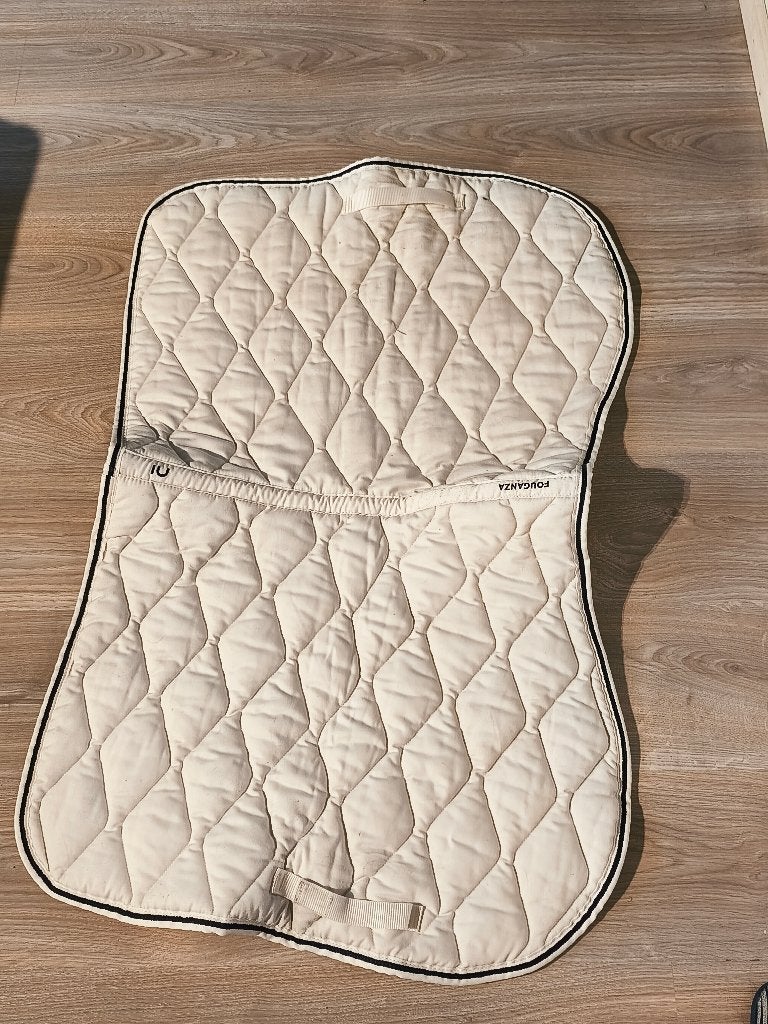 Tapis blanc Poneys&Cheval "Fouganza", Enlèvement, Utilisé, Polyvalence