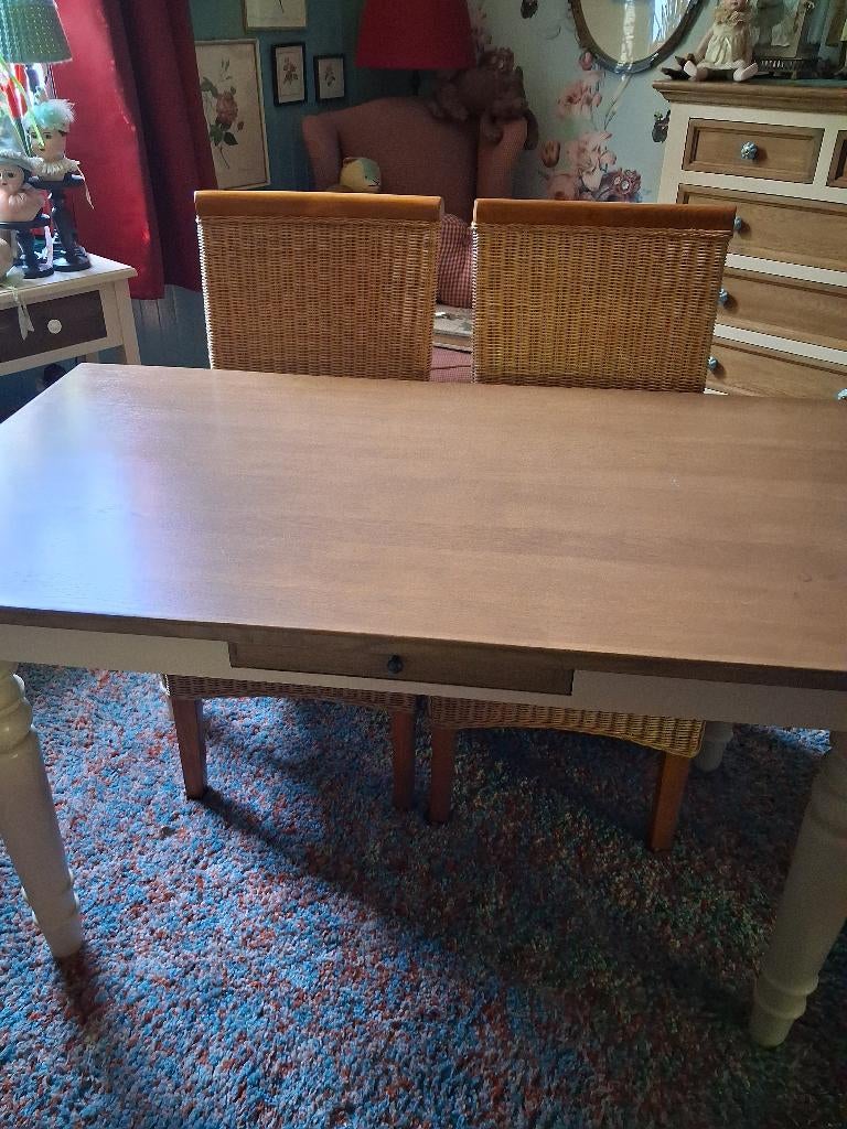 Landelijke tafel en 4 stoelen, Ophalen, Zo goed als nieuw, Eikenhout, Landelijke