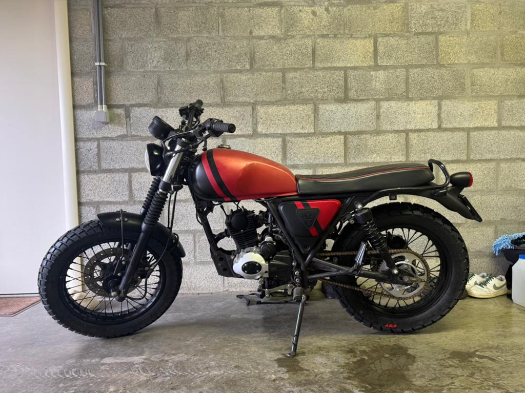 Archive scrambler 50cc b klasse, Fietsen en Brommers, Ophalen, Zo goed als nieuw