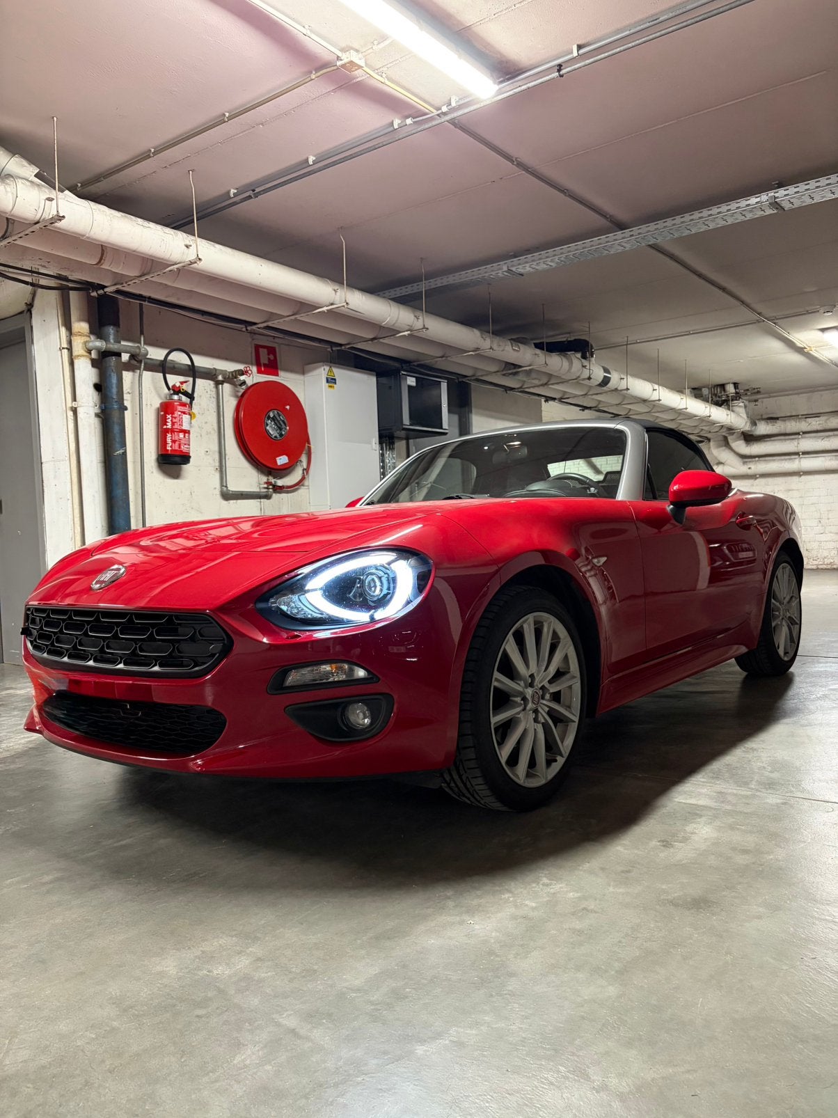 124 Spider 1.4 Turbo 140 Lusso, Autos, Fiat, Achat, Boîte manuelle, Noir, 2 portes