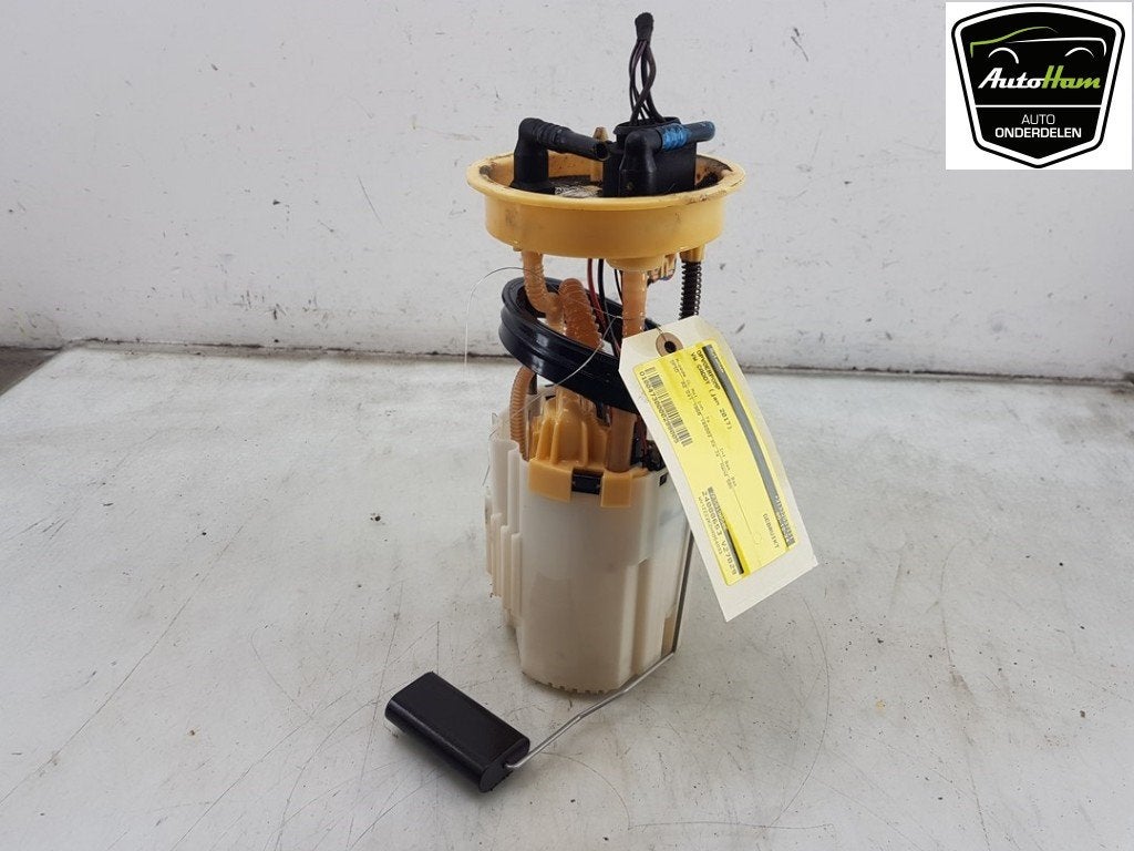 BRANDSTOFPOMP ELECT. Volkswagen Caddy IV (01-2015/09-2020), Auto-onderdelen, Gebruikt, Volkswagen