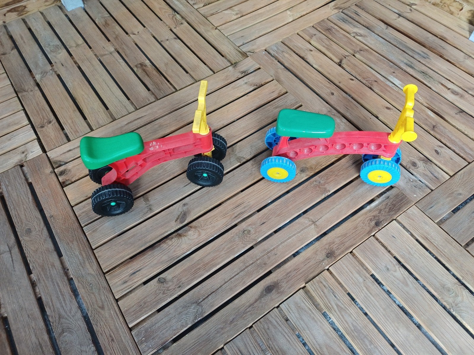 2 mooie kinder loopfietsje, Ophalen