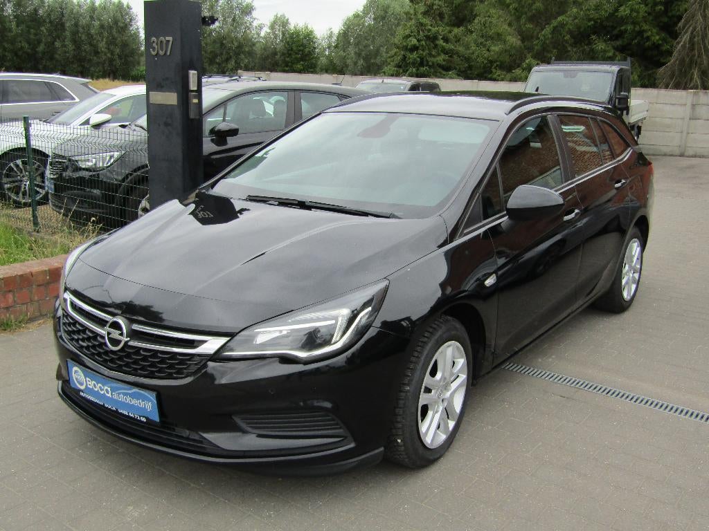 Opel Astra 1.6 CDTI, Auto's, Opel, Voorwielaandrijving, Stof, 4 cilinders, Zwart