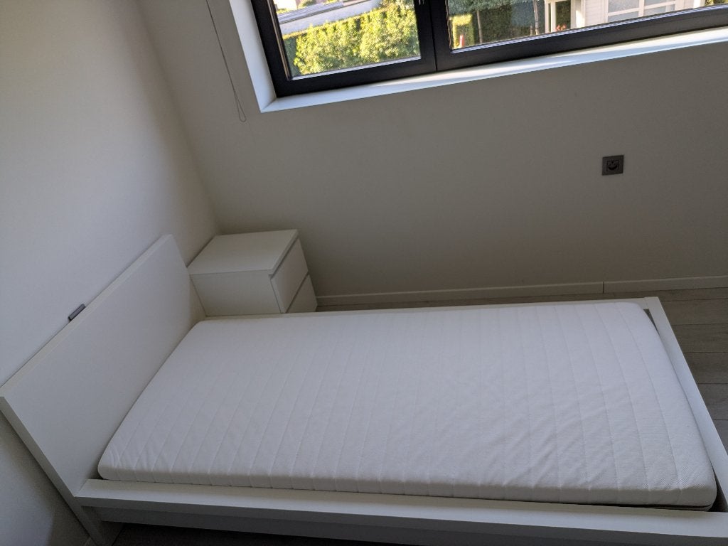 Eenpersoonsbed, Ophalen, Zo goed als nieuw