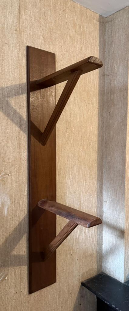 Porte-selles en bois, Enlèvement, Utilisé